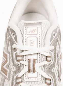 740 Sea Salt Arid Stone Silver Metallic U740MU2 18 740 Sea Salt Arid Stone Silver Metallic U740MU2 -Grail Shop image 1177