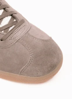 Adidas Originals X Real Madrid Gazelle 'Third Kit' – Charcoal / Putty Mauve / Gum -Grail Shop image 1361